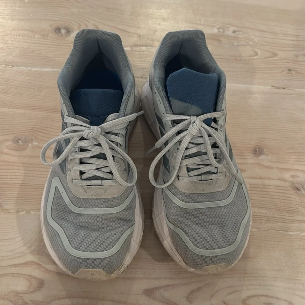 Adidas - Picture 6 of 10